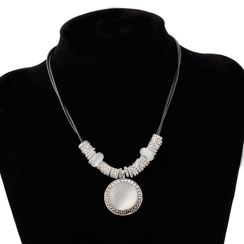 Modieuze klassieke kattenoogsteen zoete schoonheid accessoires boetiek ketting leren touw trui ketting_voghion.com