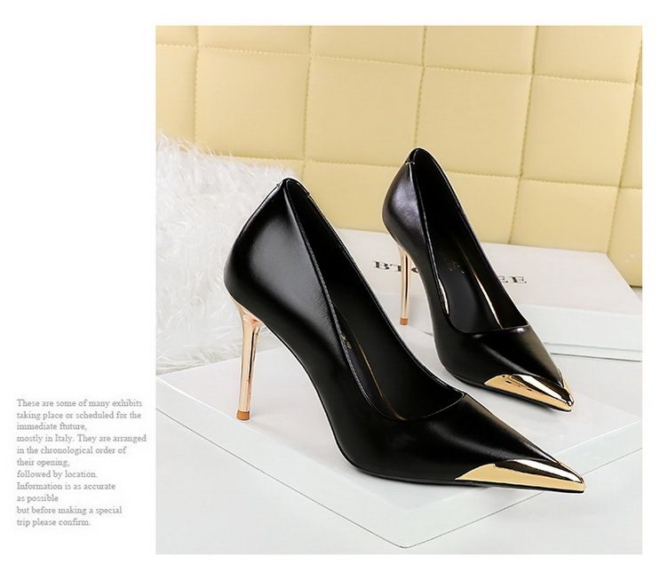 Kõrged kontsad Õhukesed kontsad Madalad metallist teravate kontsadega kingad naistele_voghion.com