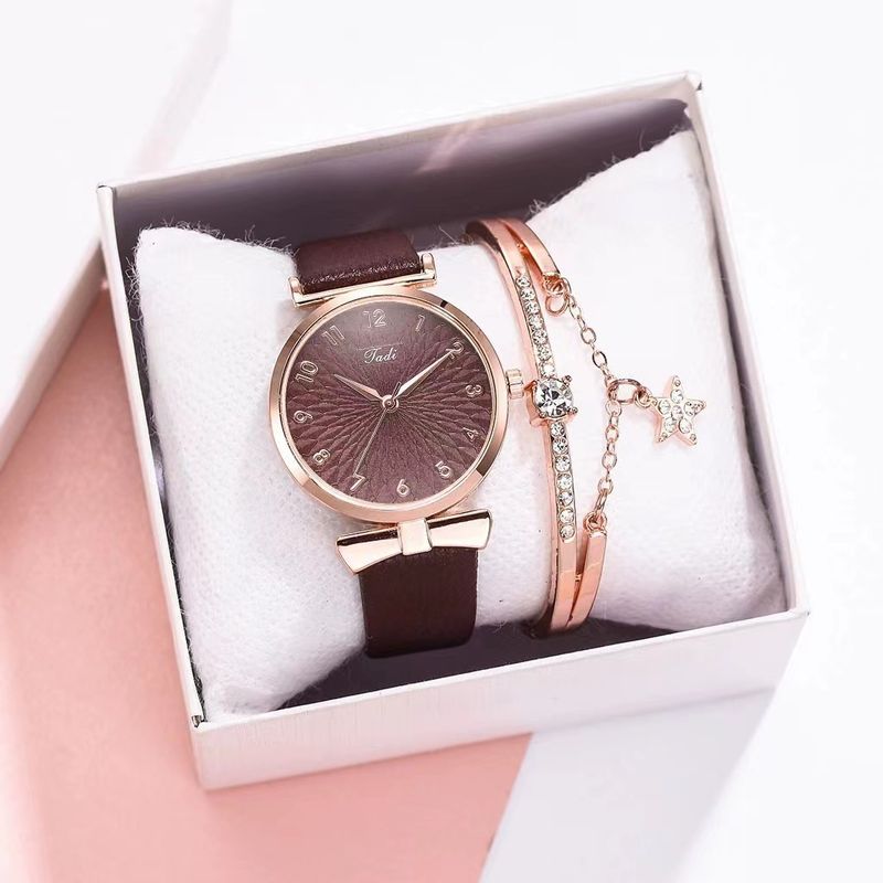Mode simple numérique dames montre en gros montre pour femme ceinture quartz polyvalent tournesol montre femme_voghion.com