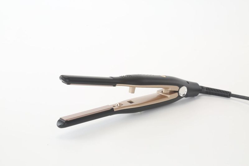 Multifunctional Ionic Hair Straightener & Curler - 3-in-1 Styling Iron For Men & Women_voghion.com