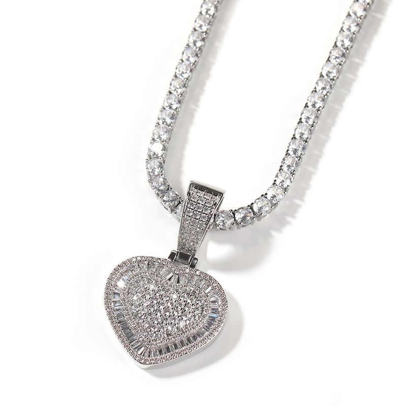 Collana con ciondolo a forma di cuore hip hop per uomo e donna con zirconi, ciondolo d'amore alla moda per uno stile street cool, taglie 24 pollici._voghion.com