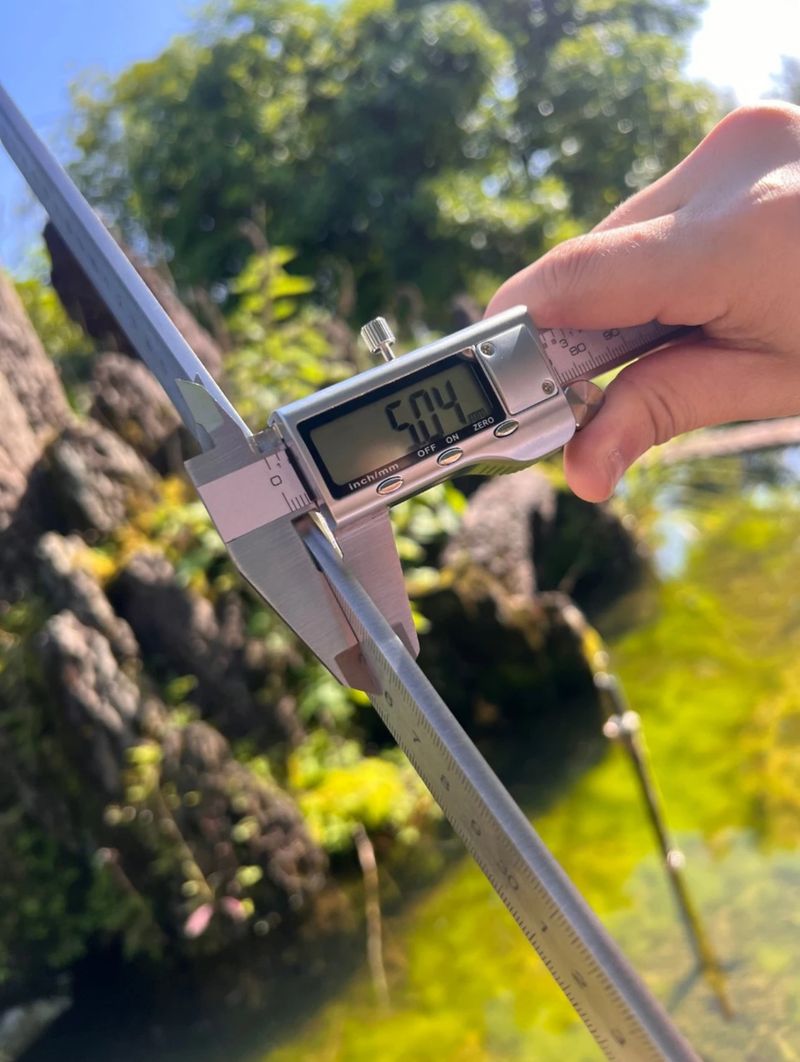Hand-Forged Integrated Quenching Steel Thickened 5.0 Car Self-Defense High Hardness Measuring Ruler Multi-Functional_voghion.com