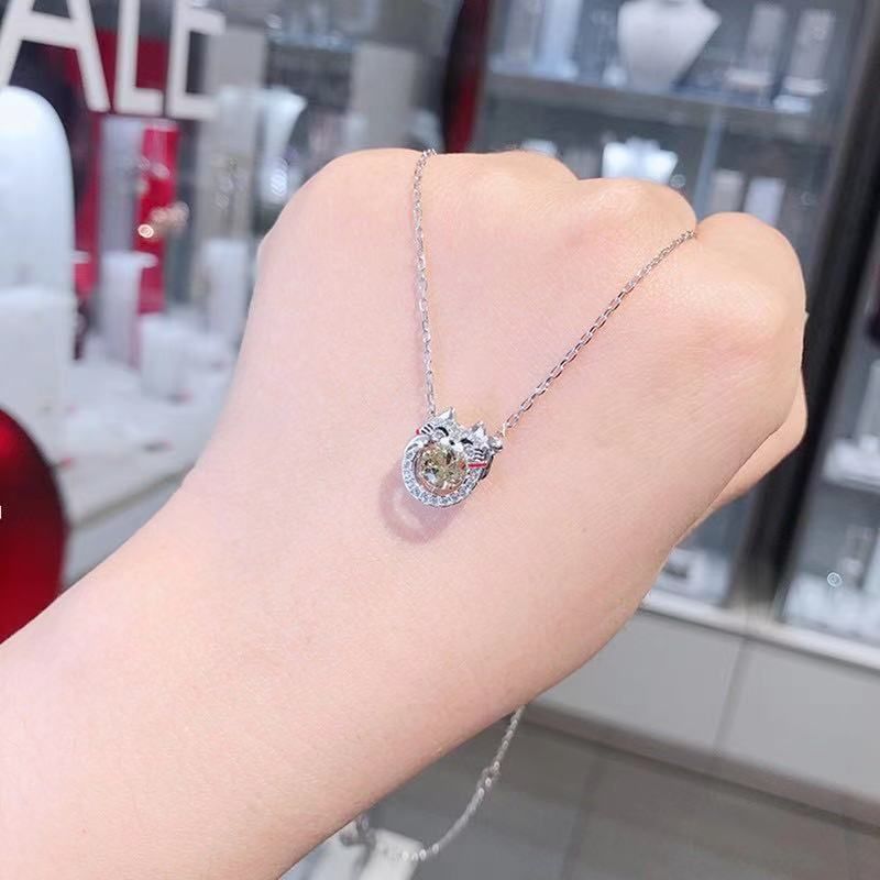 Beating Heart Lucky Cat Female Elements Crystal Chinchilla Clavicle Necklace_voghion.com