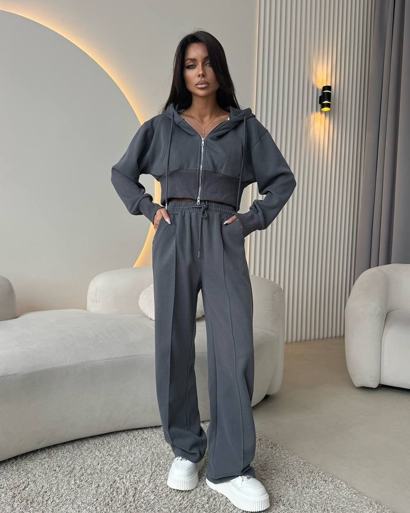Casual set van dameshoodie met rits en trekkoordbroek – streetwear-tweedelige outfit in groen, roze, grijs, beige en rood_voghion.com