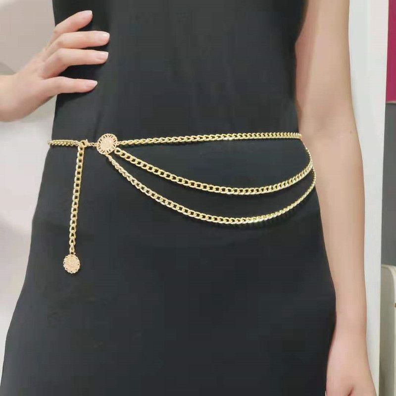 Cadena de cintura de estilo callejero con cuerpo de aluminio multicapa de moda para mujer con cabeza de reina de aleación_voghion.com