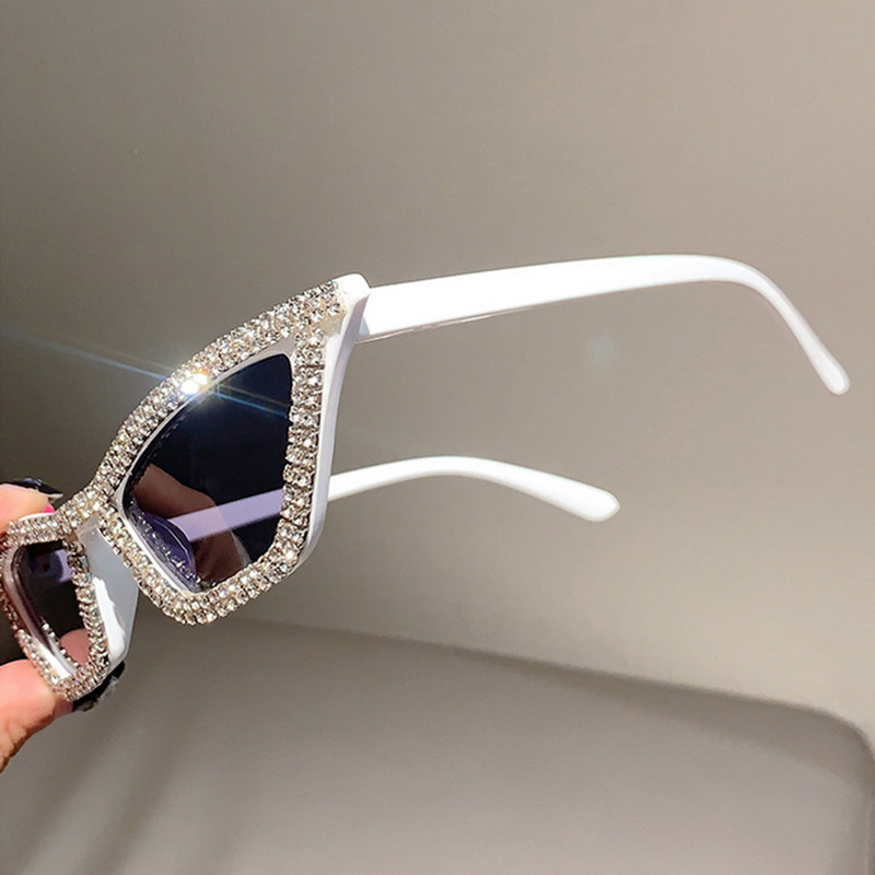 Retro Disco Full Rhinestones Cat Eye Sunglasses Vintage Triangle Frame Fashion Personality Party Sunglasses Sun Shade_voghion.com