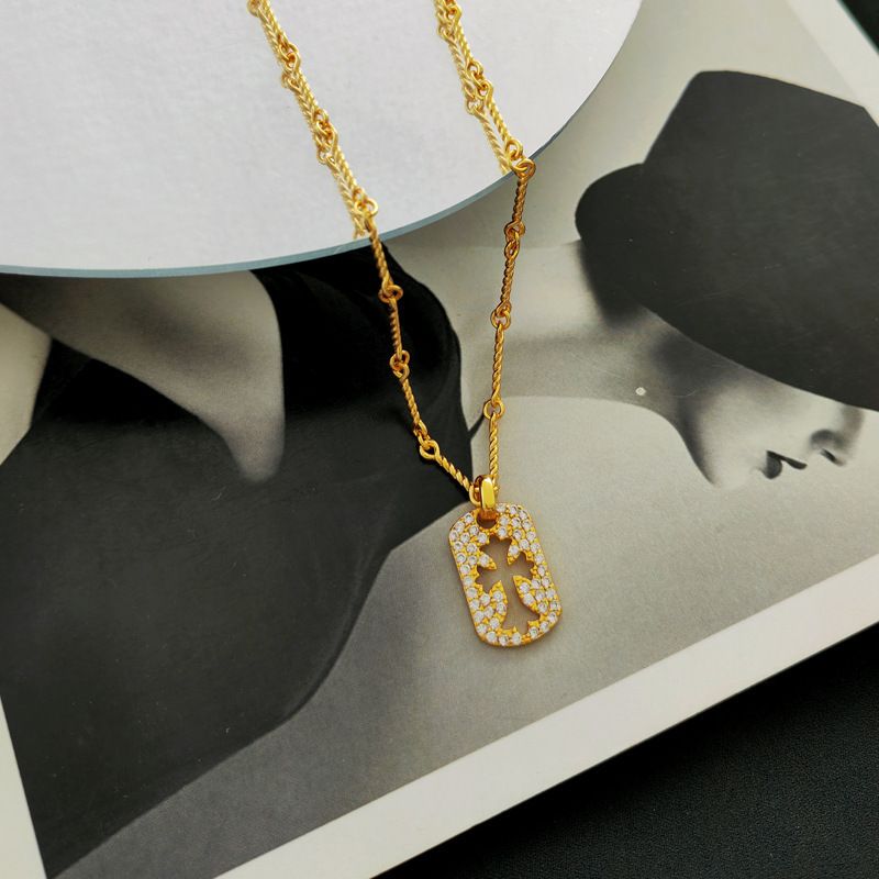 Premia i clienti nuovi e vecchi con la collezione di gioielli di nicchia, collane di alta gamma, orecchini eleganti e alla moda per le donne._voghion.com