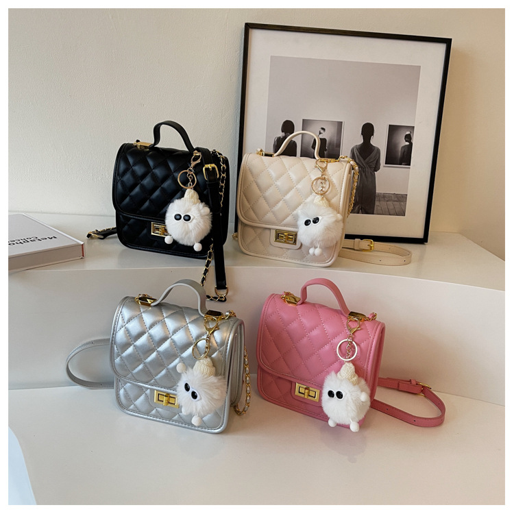 Borsa piccola dal design di nicchia con diamanti per donna 2023 Nuova moda estiva Borsa a tracolla versatile borsa a tracolla popolare in stile straniero_voghion.com