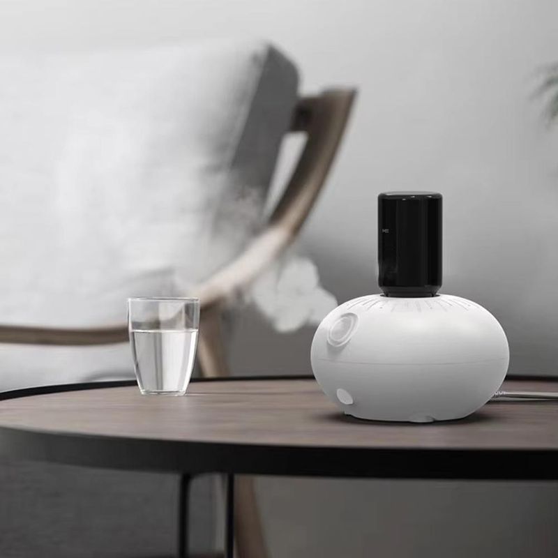 Diffuseur de parfum monté sur voiture à pulvérisation automatique à induction intelligente d'huile essentielle, aromathérapie portable de charge_voghion.com