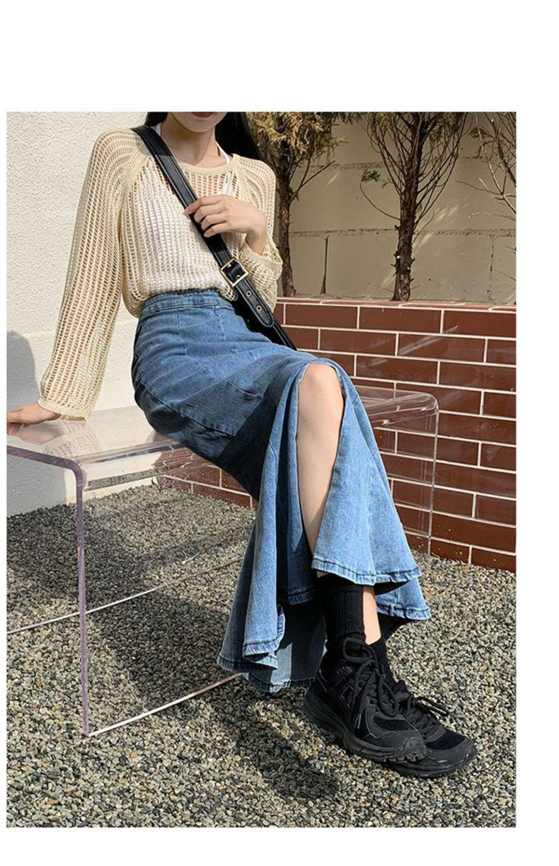 Jeans elástico pequeno com babados para mulheres na primavera, cintura alta preta, nádegas envolvidas, rabo de peixe, fenda no comprimento médio_voghion.com