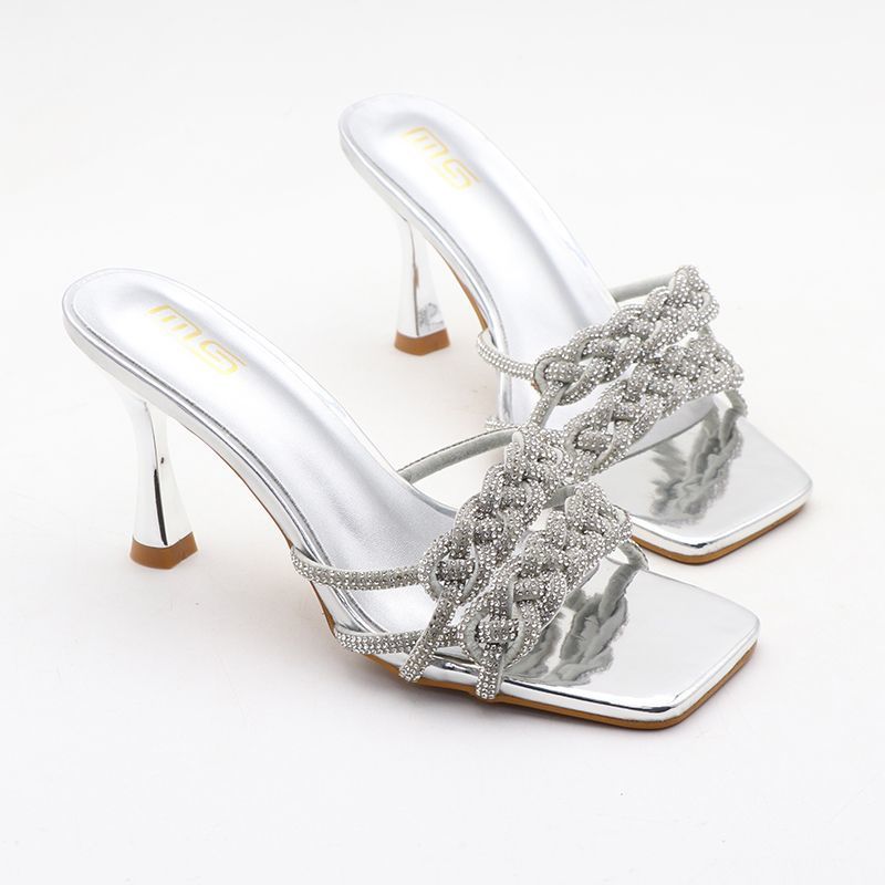 Sexy extern dragen 2024 herfst nieuwe water diamant dunne hoge hak eenvoudige coole pantoffels veelzijdige effen kleur groot_voghion.com