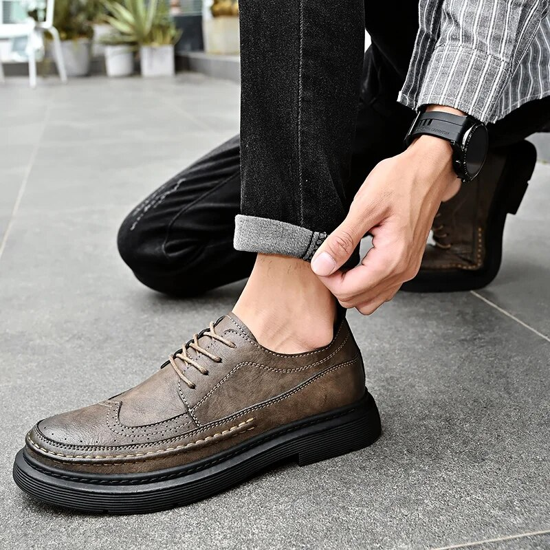 Slip da uomo in pelle comoda, casual, trekking, passeggiate, escursionismo, leggero_voghion.com
