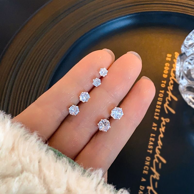 S Silver Needle Trendy Six Piece Zircone Piccolo e Squisito Vento Freddo con Stile Versatile Mini Orecchini per Donna_voghion.com