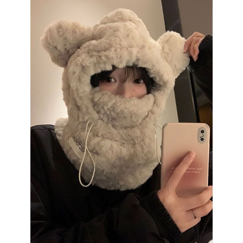 Bonita bufanda de osito de peluche engrosada integrada con gorro cálido de protección para los oídos de versión coreana para otoño e invierno para mujer_voghion.com