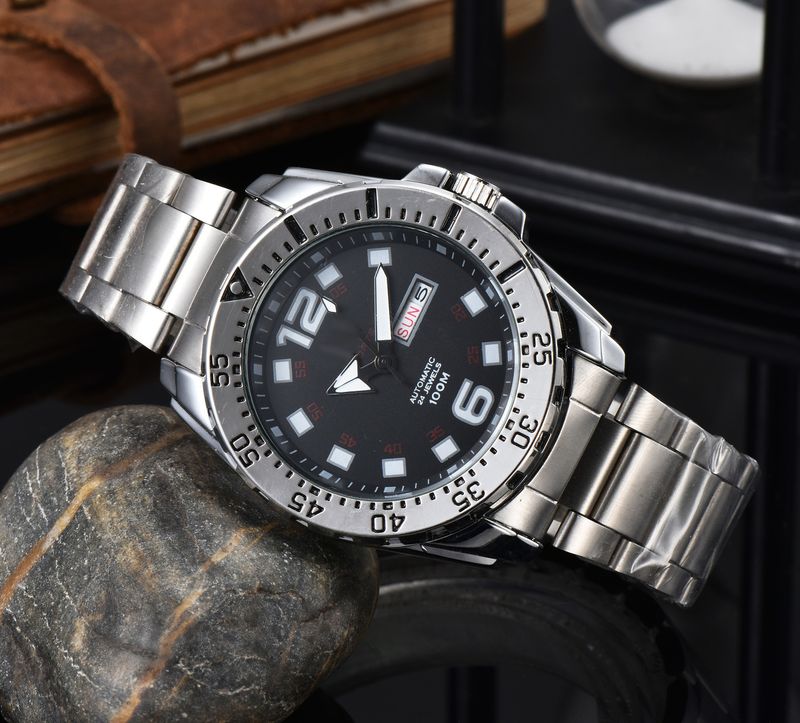 Platform Quartz Series Exquisite Craftsmanship Three Needle Alloy Steel Tape_voghion.com