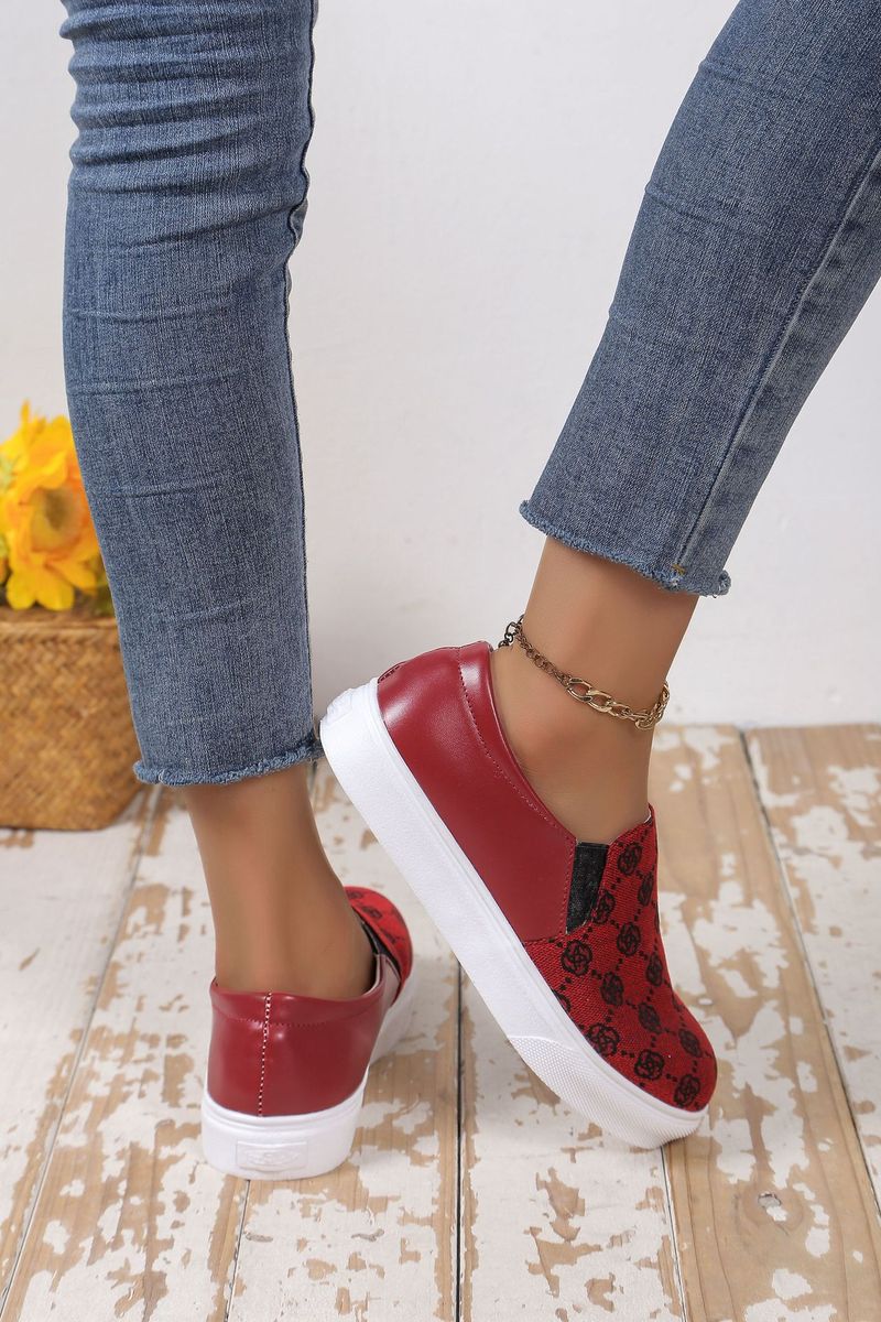 Damen-Einzelschuhe im neuen Farbblockdesign 2024 mit flacher Sohle, runder Zehenpartie und einem Fuß in großer Größe aus Canvas_voghion.com