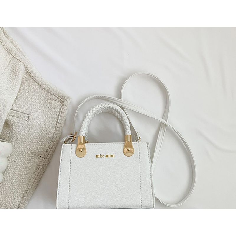 2024 Sommer Neue Mode Weben Handtasche Einzelne Schulter Crossbody Kleine Quadratische Damentasche Mischreihe_voghion.com