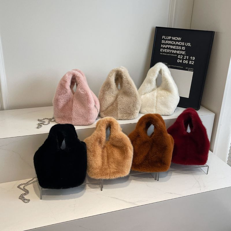 Borsa a mano soffice da donna 2025, nuova borsa a tracolla con catena di nicchia alla moda, invernale, in pelliccia_voghion.com