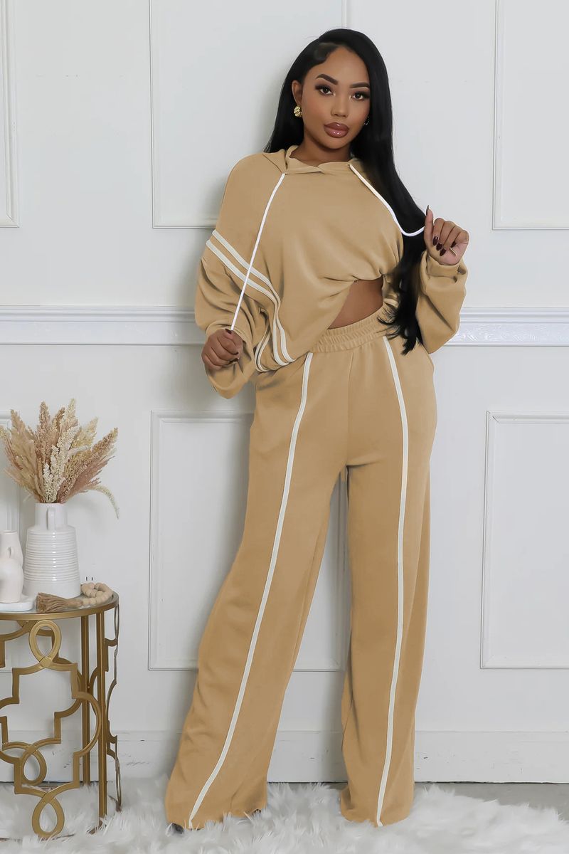 Damenbekleidung Zweiteiliges Set mit Kapuzenpullover mit Bandnähten_voghion.com