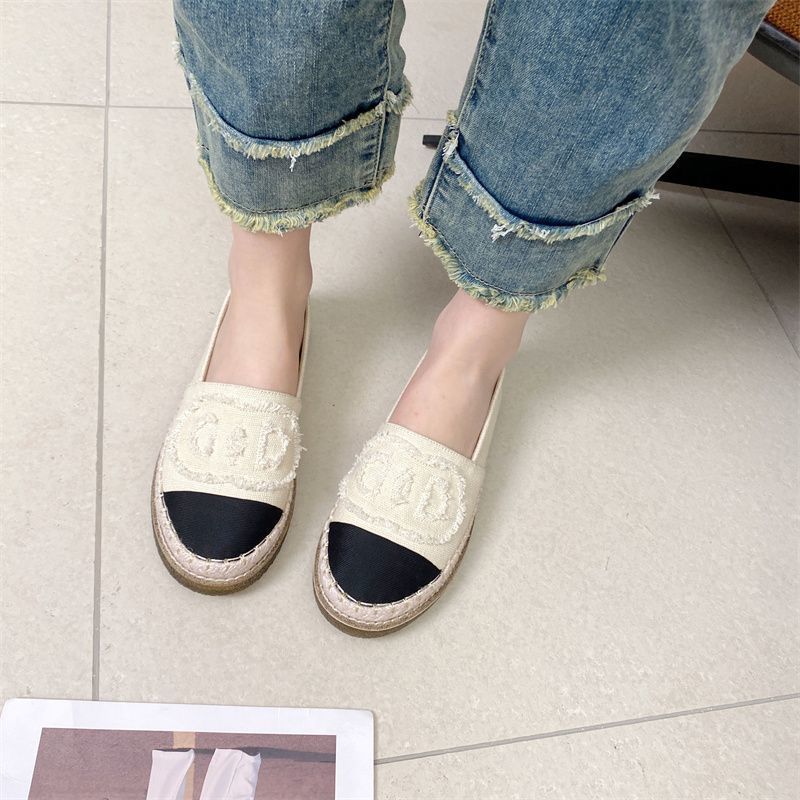 Mocasines planos sin cordones con diseño de bloques de color para mujer, primavera 2025_voghion.com