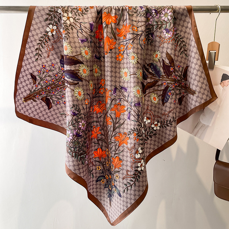Fashion Daisy Scarf, Flower Print Scarf, Twill Silk Square Scarf, 90x90cm Shawl, Sun Protection, Travel Headband_voghion.com