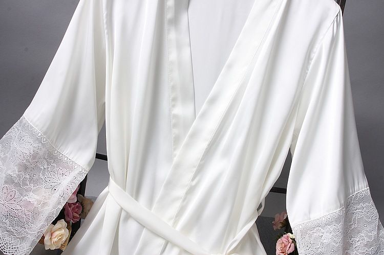 Accappatoi da donna di grandi dimensioni per la primavera e l'estate | Pigiama in seta con maniche medie e pizzo, perfetti per la sauna e l'uso domestico informale_voghion.com