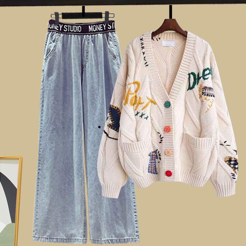 Roupas femininas Bordado Cardigan curto Casaco suéter com perna larga fina e versátil Calça jeans para esfregar_voghion.com