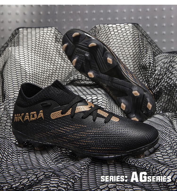 New high top football shoes for men and women seamless flying knitting long nail shoes broken nails grass professional training shoes_voghion.com