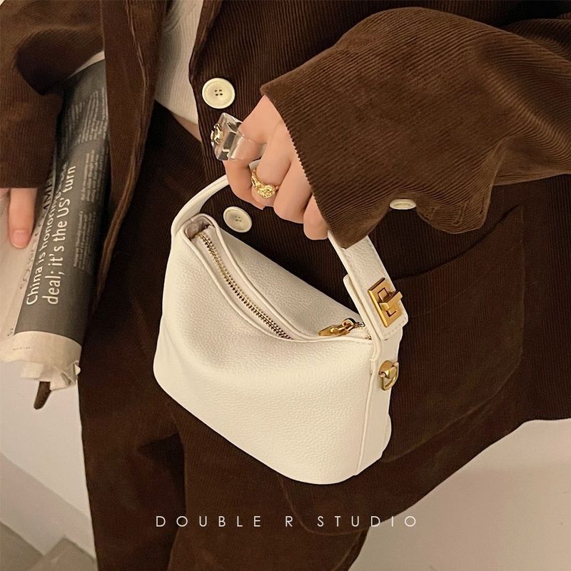 Niche Design Lunch Box Cloud Simple Handbag Crossbody PU Soft Leather Popular Small Square Bag_voghion.com