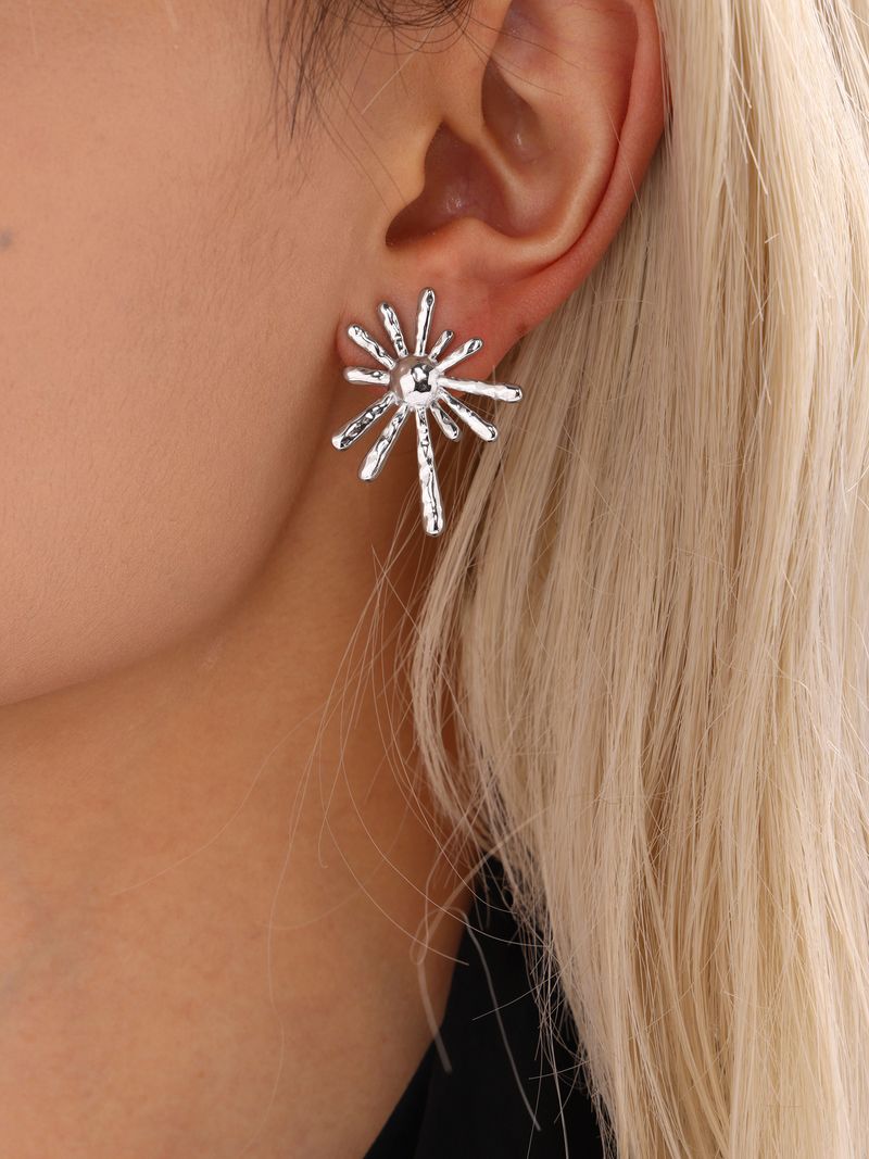 Orecchini da donna in acciaio inossidabile placcato oro 18 carati, a forma di sole, geometrici, leggeri, di lusso, alla moda, da indossare ogni giorno_voghion.com