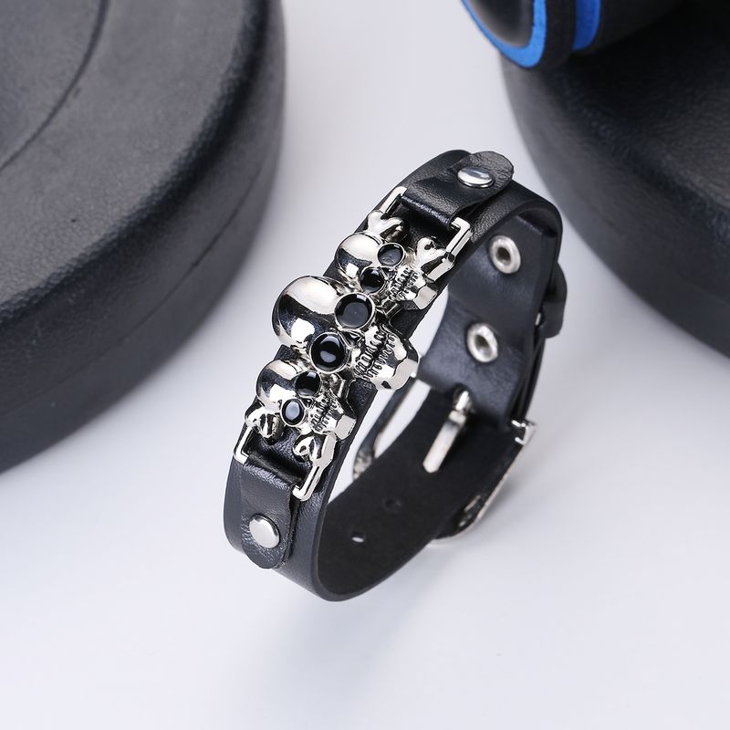Bracciale in pelle PU personalizzato da uomo con teschio punk_voghion.com