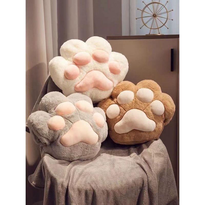 Sieste en tapis, fournitures de bureau à double usage patte de chat, oreiller chauffant pour les mains, climatiseur de voiture, oreiller 2 en 1_voghion.com