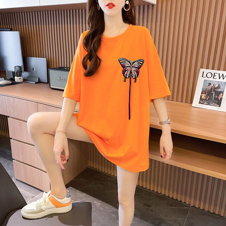 Maglietta a maniche corte con ricamo rosso da donna, versione coreana, stile lungo_voghion.com