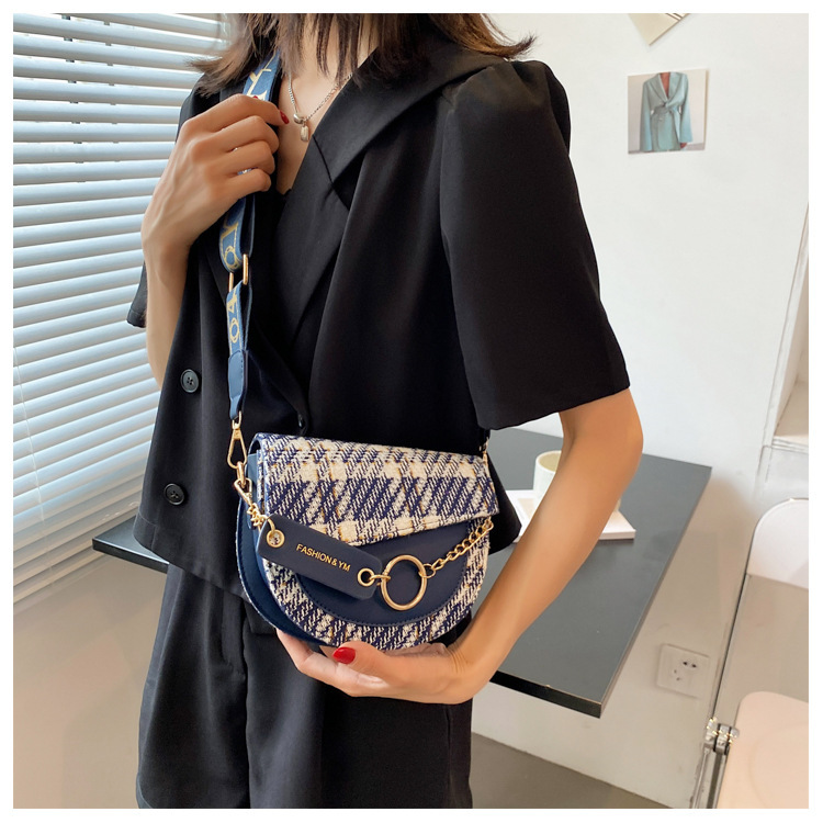 Niche super hot sell nieuwe alles-in-één damesmode brede schouderband enkele schouder crossbody mode zadeltas_voghion.com