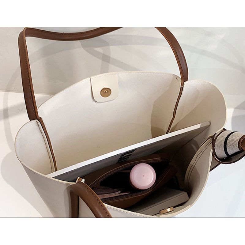 Large capacity spring for women in 2024, new and trendy single shoulder with a stylish texture, tote bag_voghion.com