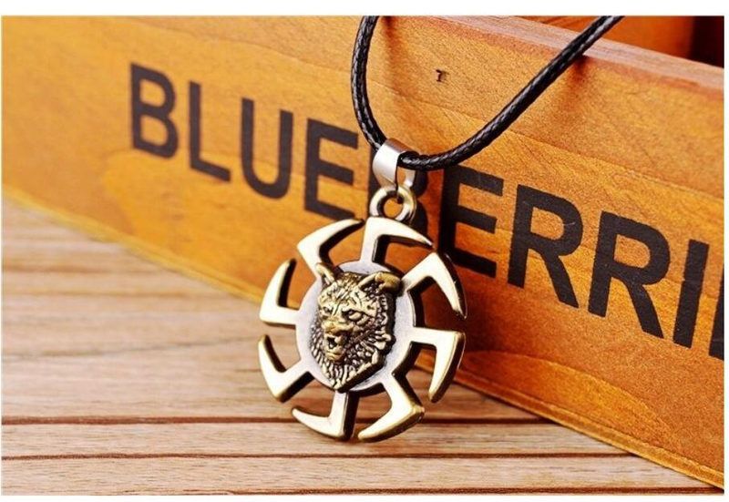 Men Wolf Head Viking Black Rope Pendant Necklaces for Women Steel Wheel Pendant Amulet Metal Jewelry Unisex_voghion.com