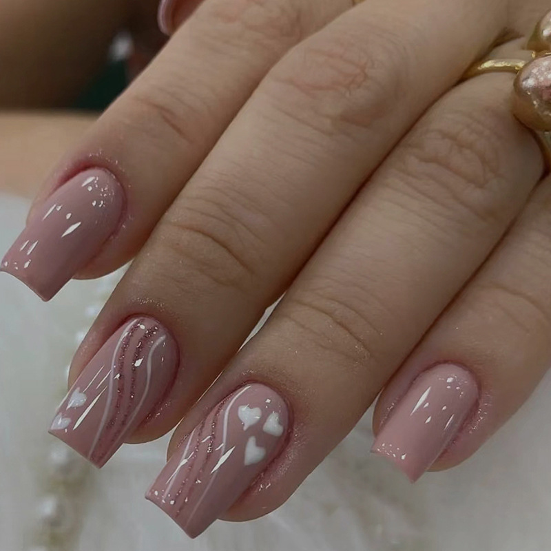 24 Stücke Rosa Quadratische Falsche Nägel Kurzes Liebesmuster Welligkeit Gefälschte Nägel Abnehmbare Nägel Set mit Kleber Acryl Voll C_voghion.com