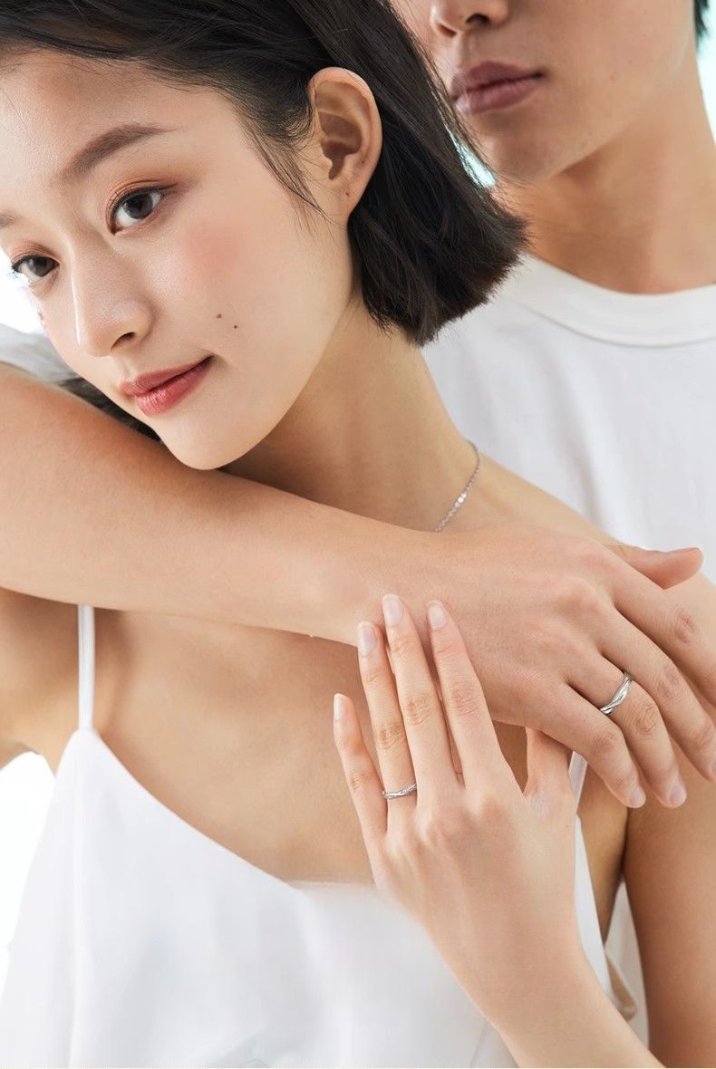 Mobius Strip Couple Rings INS 999 Sterling Silver Light Luxury Niche Design Adjustable Open Ring For Girlfriend On Qixi_voghion.com