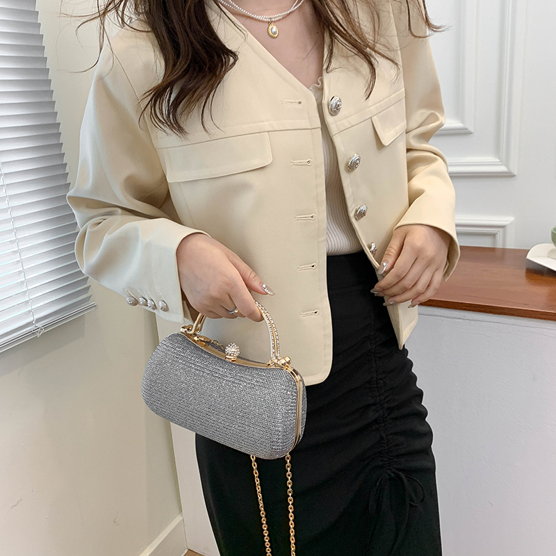 Niedliche kleine PVC-Schulter-Umhängetaschen für Frauen 2023 Hit Luxus-Party-Abend-Handtaschen und Geldbörsen weibliche Reisekupplung_voghion.com