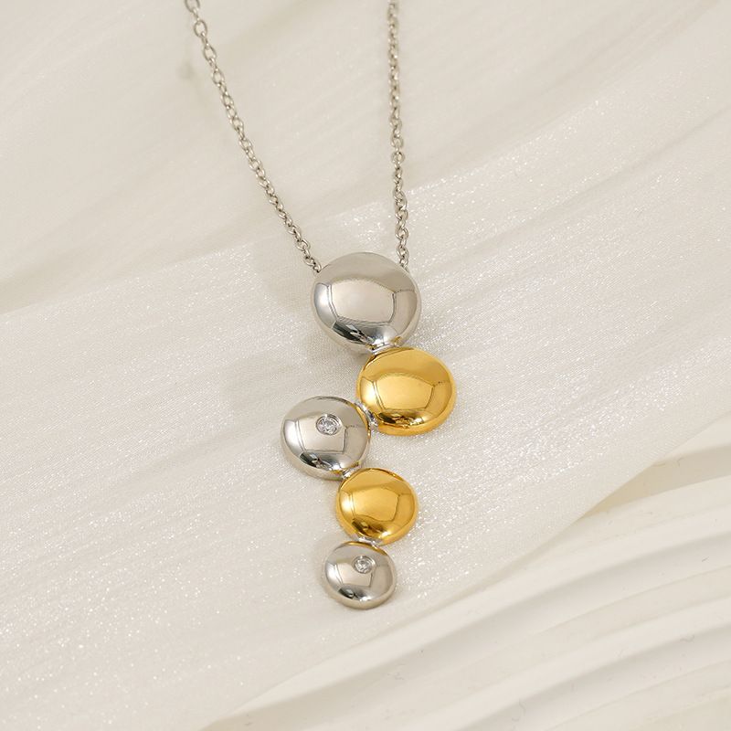 Round Titanium Steel Necklace Women, Gold Pendant, Fashionable Metal Style, Unique Collarbone Chain For Women_voghion.com