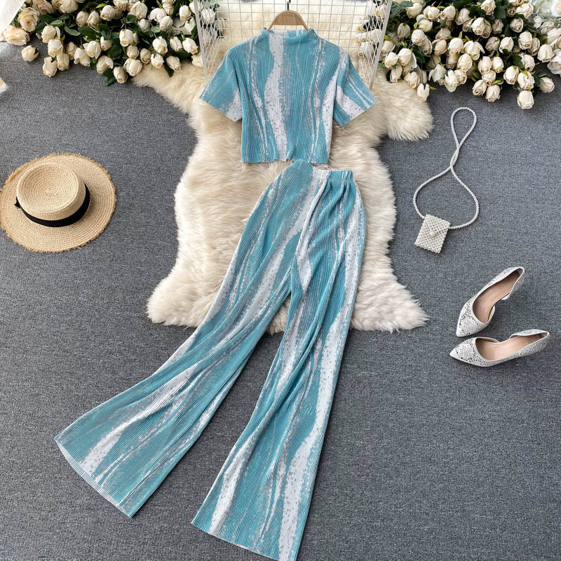 Women's Clothing ins suits for women in summer design with ripple color matching, heavy pleated short tops + wide leg pants_voghion.com