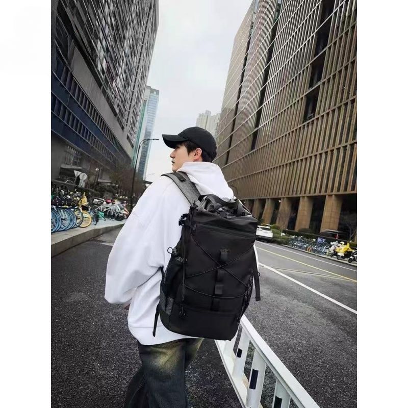 Mochila ligera, funcional y moderna para exteriores, unisex, para viajes y senderismo_voghion.com