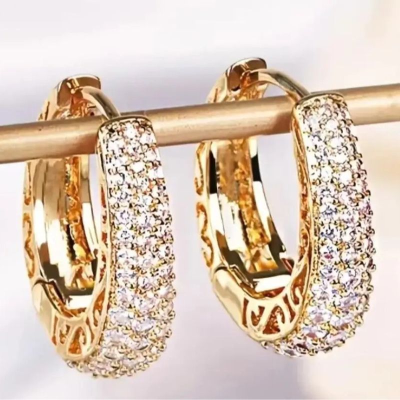 Orecchini a cerchio piccoli, unici, stile hip hop, con diamanti incastonati, semplici, da donna, con design cavo, E8455_voghion.com