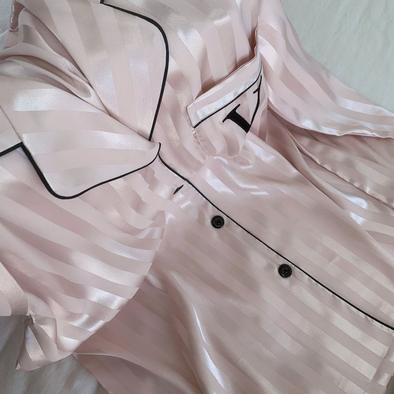 Premium Ev Giyim Takımı - Uzun Kollu ve Pantolonlu Yumuşak Çizgili Pijama (M-XL)_voghion.com
