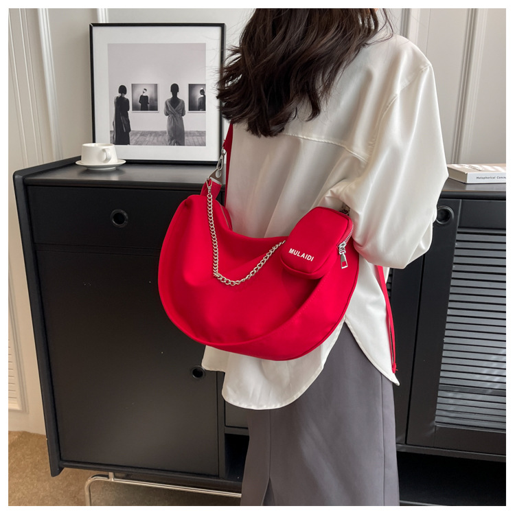 Borsa da donna di grande capacità autunno e inverno versatile 2023 nuova borsa a tracolla monospalla, borsa di stoffa rossa per madre e figlio, borsa per gnocchi di nicchia_voghion.com