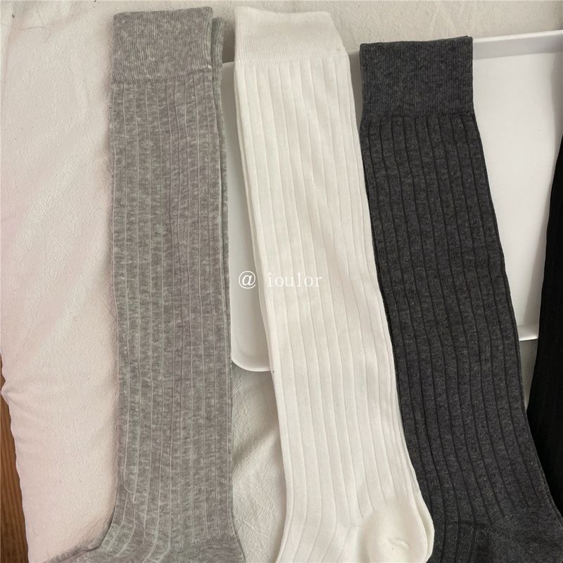 Calzini bianchi e neri, calzini lunghi, calzini di cotone, calzini a tubo medio, calzini alti fino al ginocchio, calzini alla moda_voghion.com