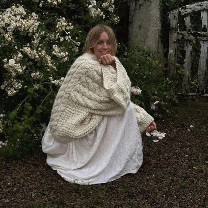 Women's Clothing sweater comfortable casual retro knitted round neck solid color autumn large size sweater_voghion.com