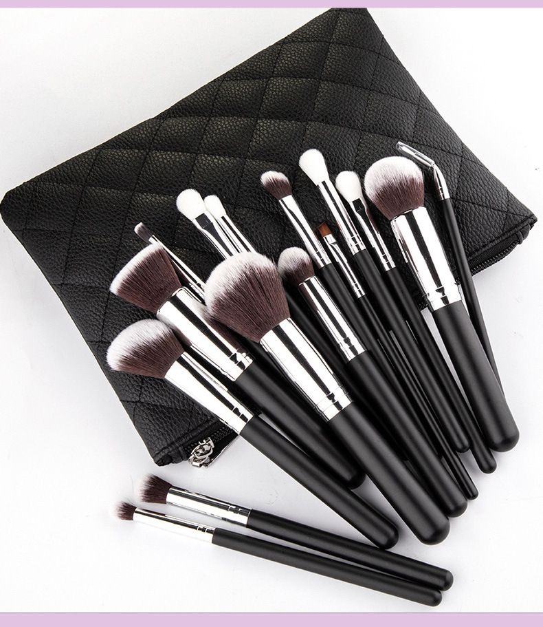 15 pcs. set Cangzhou eye shadow concealer wooden handle makeup brush with storage bag None_voghion.com