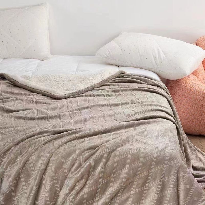 Sherpa Lamb Plush Blanket, Enlarged And Thickened Double-layer Flannel Blanket_voghion.com