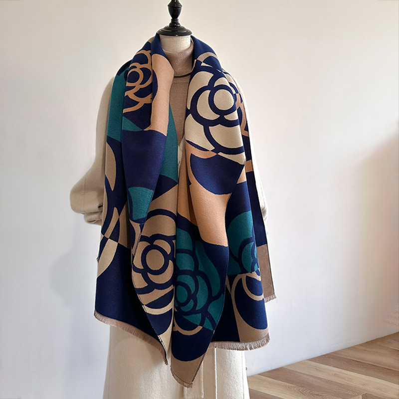 Draußen mit High-End-Designer Dual-Use Warm Bib Schal Damen Winter Cape Cape_voghion.com